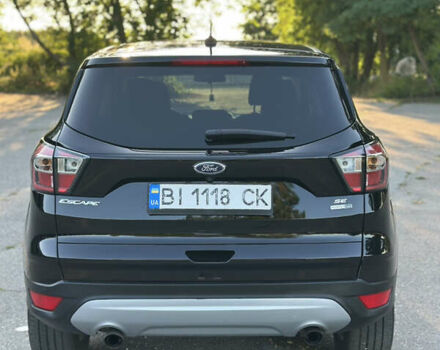 Черный Форд Эскейп, объемом двигателя 1.5 л и пробегом 49 тыс. км за 12500 $, фото 4 на Automoto.ua