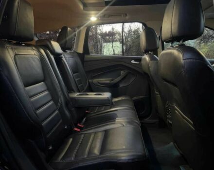 Черный Форд Эскейп, объемом двигателя 2 л и пробегом 64 тыс. км за 8600 $, фото 10 на Automoto.ua