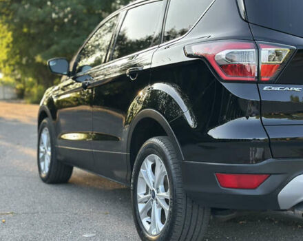 Черный Форд Эскейп, объемом двигателя 1.5 л и пробегом 49 тыс. км за 12500 $, фото 9 на Automoto.ua