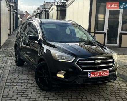 Черный Форд Эскейп, объемом двигателя 1.5 л и пробегом 151 тыс. км за 11990 $, фото 2 на Automoto.ua