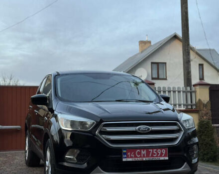 Черный Форд Эскейп, объемом двигателя 1.5 л и пробегом 265 тыс. км за 9799 $, фото 1 на Automoto.ua