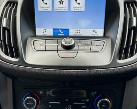 Форд Эскейп 2017 в Киеве на Automoto.ua Черный Форд Эскейп, объемом двигателя 1.5 л и пробегом 88 тыс. км за 11990 $, фото 24 на Automoto.ua