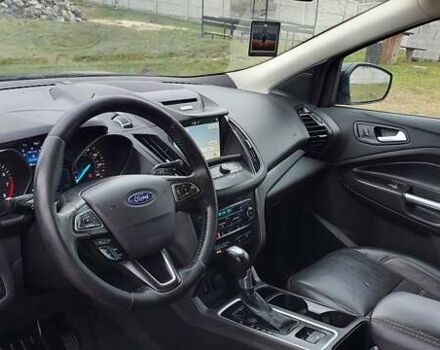 Черный Форд Эскейп, объемом двигателя 1.5 л и пробегом 254 тыс. км за 10700 $, фото 14 на Automoto.ua