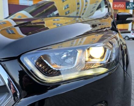 Черный Форд Эскейп, объемом двигателя 1.5 л и пробегом 106 тыс. км за 10999 $, фото 51 на Automoto.ua