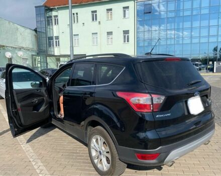 Чорний Форд Ескейп, об'ємом двигуна 1.5 л та пробігом 150 тис. км за 12300 $, фото 3 на Automoto.ua