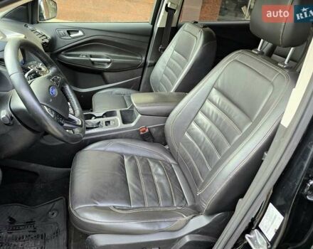 Черный Форд Эскейп, объемом двигателя 2 л и пробегом 110 тыс. км за 7800 $, фото 9 на Automoto.ua