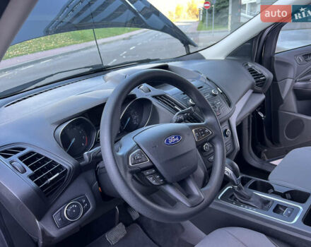 Форд Эскейп 2017 в Киеве на Automoto.ua Черный Форд Эскейп, объемом двигателя 2.5 л и пробегом 98 тыс. км за 13500 $, фото 33 на Automoto.ua
