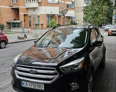 Черный Форд Эскейп, объемом двигателя 2 л и пробегом 89 тыс. км за 15100 $, фото 3 на Automoto.ua