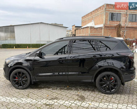 Черный Форд Эскейп, объемом двигателя 2 л и пробегом 74 тыс. км за 14650 $, фото 4 на Automoto.ua