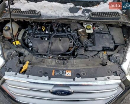 Черный Форд Эскейп, объемом двигателя 2 л и пробегом 74 тыс. км за 1900 $, фото 11 на Automoto.ua