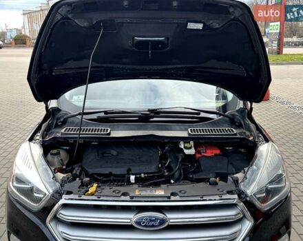 Чорний Форд Ескейп, об'ємом двигуна 1.5 л та пробігом 239 тис. км за 12300 $, фото 45 на Automoto.ua