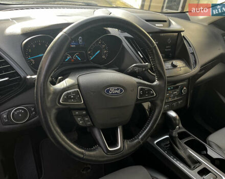 Черный Форд Эскейп, объемом двигателя 1.5 л и пробегом 151 тыс. км за 11990 $, фото 48 на Automoto.ua