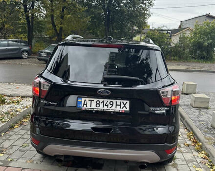 Чорний Форд Ескейп, об'ємом двигуна 2 л та пробігом 208 тис. км за 10700 $, фото 6 на Automoto.ua