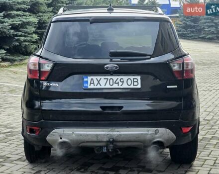 Черный Форд Эскейп, объемом двигателя 2 л и пробегом 110 тыс. км за 7800 $, фото 4 на Automoto.ua