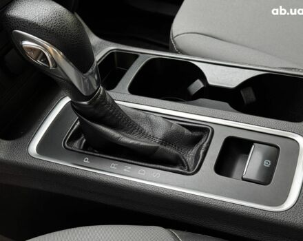 Черный Форд Эскейп, объемом двигателя 2.5 л и пробегом 201 тыс. км за 15290 $, фото 18 на Automoto.ua