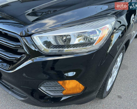 Форд Эскейп 2017 в Киеве на Automoto.ua Черный Форд Эскейп, объемом двигателя 2.5 л и пробегом 98 тыс. км за 13500 $, фото 46 на Automoto.ua