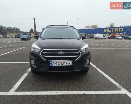 Черный Форд Эскейп, объемом двигателя 2 л и пробегом 232 тыс. км за 10000 $, фото 4 на Automoto.ua