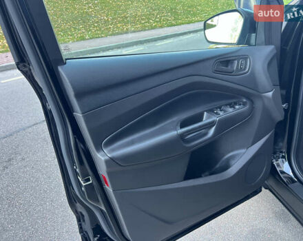 Форд Эскейп 2017 в Киеве на Automoto.ua Черный Форд Эскейп, объемом двигателя 2.5 л и пробегом 98 тыс. км за 13500 $, фото 31 на Automoto.ua