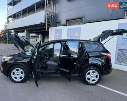 Форд Эскейп 2017 в Киеве на Automoto.ua Черный Форд Эскейп, объемом двигателя 2.5 л и пробегом 98 тыс. км за 13500 $, фото 19 на Automoto.ua