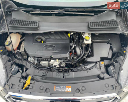 Черный Форд Эскейп, объемом двигателя 1.5 л и пробегом 89 тыс. км за 13950 $, фото 3 на Automoto.ua