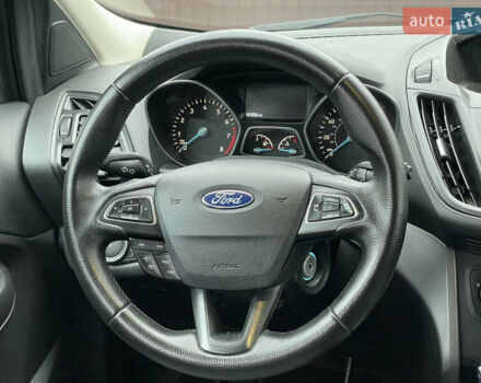 Черный Форд Эскейп, объемом двигателя 2.5 л и пробегом 197 тыс. км за 13000 $, фото 38 на Automoto.ua