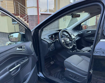 Черный Форд Эскейп, объемом двигателя 1.5 л и пробегом 265 тыс. км за 9799 $, фото 19 на Automoto.ua