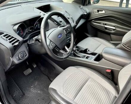 Чорний Форд Ескейп, об'ємом двигуна 2 л та пробігом 83 тис. км за 16900 $, фото 48 на Automoto.ua