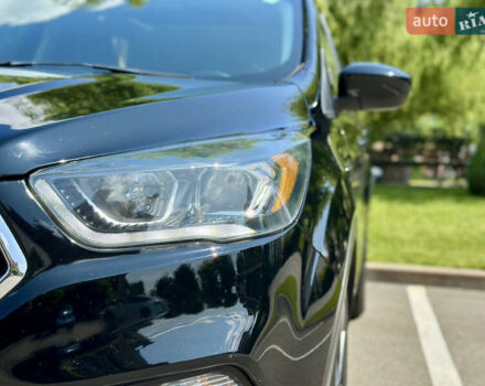 Чорний Форд Ескейп, об'ємом двигуна 1.5 л та пробігом 187 тис. км за 12999 $, фото 9 на Automoto.ua