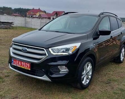 Черный Форд Эскейп, объемом двигателя 1.5 л и пробегом 254 тыс. км за 10700 $, фото 1 на Automoto.ua