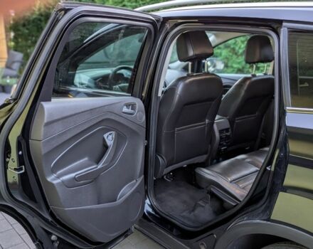 Чорний Форд Ескейп, об'ємом двигуна 1.5 л та пробігом 200 тис. км за 11900 $, фото 7 на Automoto.ua