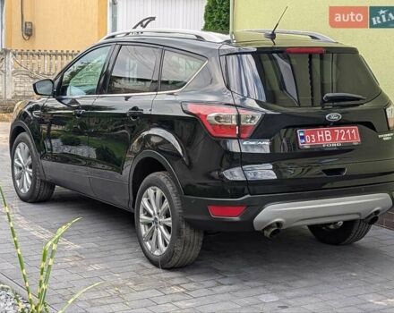 Черный Форд Эскейп, объемом двигателя 1.5 л и пробегом 147 тыс. км за 12999 $, фото 3 на Automoto.ua