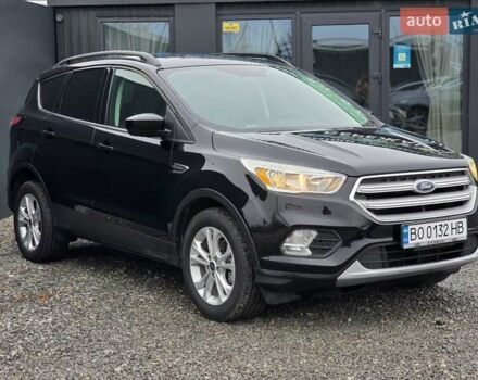 Черный Форд Эскейп, объемом двигателя 1.5 л и пробегом 86 тыс. км за 13999 $, фото 4 на Automoto.ua