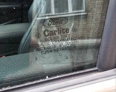 Черный Форд Эскейп, объемом двигателя 2 л и пробегом 89 тыс. км за 15100 $, фото 10 на Automoto.ua