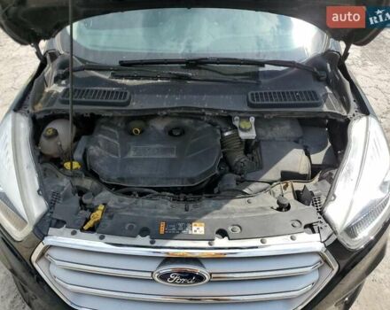 Черный Форд Эскейп, объемом двигателя 2 л и пробегом 78 тыс. км за 1200 $, фото 11 на Automoto.ua