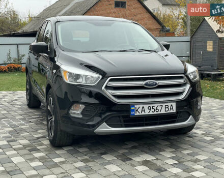 Черный Форд Эскейп, объемом двигателя 2.5 л и пробегом 197 тыс. км за 13000 $, фото 4 на Automoto.ua