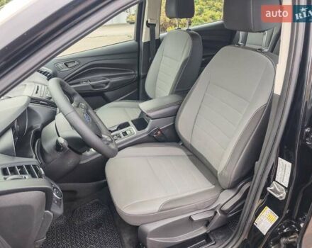 Черный Форд Эскейп, объемом двигателя 2.5 л и пробегом 187 тыс. км за 13500 $, фото 13 на Automoto.ua