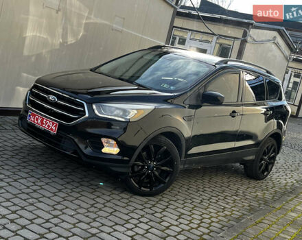 Черный Форд Эскейп, объемом двигателя 1.5 л и пробегом 151 тыс. км за 11990 $, фото 21 на Automoto.ua