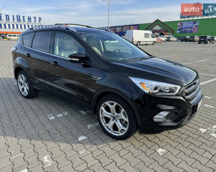 Черный Форд Эскейп, объемом двигателя 2 л и пробегом 33 тыс. км за 17000 $, фото 7 на Automoto.ua