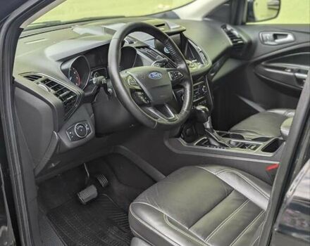 Черный Форд Эскейп, объемом двигателя 1.5 л и пробегом 147 тыс. км за 12999 $, фото 7 на Automoto.ua