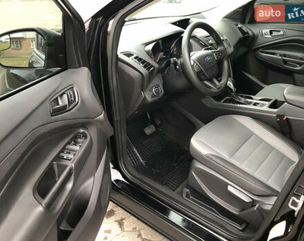 Черный Форд Эскейп, объемом двигателя 2.5 л и пробегом 187 тыс. км за 13990 $, фото 10 на Automoto.ua