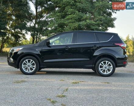 Черный Форд Эскейп, объемом двигателя 1.5 л и пробегом 49 тыс. км за 12500 $, фото 8 на Automoto.ua