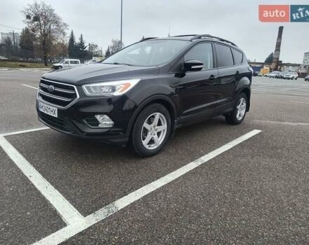 Черный Форд Эскейп, объемом двигателя 2 л и пробегом 232 тыс. км за 10000 $, фото 2 на Automoto.ua