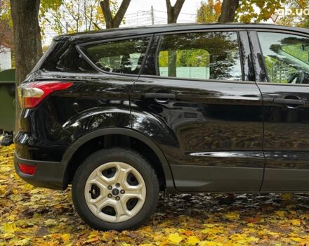 Черный Форд Эскейп, объемом двигателя 2.5 л и пробегом 201 тыс. км за 15290 $, фото 5 на Automoto.ua