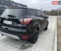 Чорний Форд Ескейп, об'ємом двигуна 2 л та пробігом 161 тис. км за 14000 $, фото 7 на Automoto.ua
