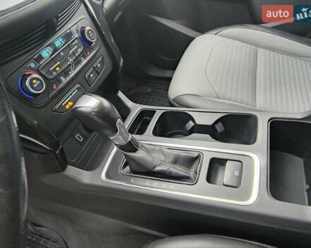 Черный Форд Эскейп, объемом двигателя 2 л и пробегом 232 тыс. км за 10000 $, фото 22 на Automoto.ua