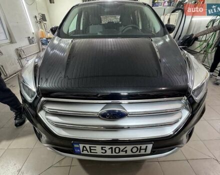 Черный Форд Эскейп, объемом двигателя 1.5 л и пробегом 98 тыс. км за 12500 $, фото 1 на Automoto.ua