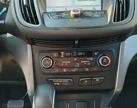 Чорний Форд Ескейп, об'ємом двигуна 1.5 л та пробігом 110 тис. км за 12900 $, фото 20 на Automoto.ua