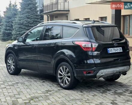 Черный Форд Эскейп, объемом двигателя 2 л и пробегом 110 тыс. км за 7800 $, фото 3 на Automoto.ua