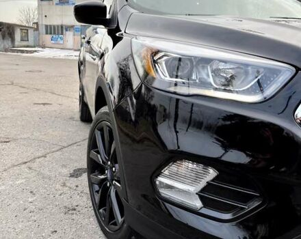 Чорний Форд Ескейп, об'ємом двигуна 2 л та пробігом 83 тис. км за 16900 $, фото 5 на Automoto.ua