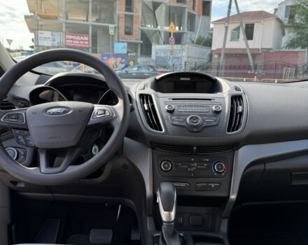 Черный Форд Эскейп, объемом двигателя 0 л и пробегом 83 тыс. км за 17000 $, фото 7 на Automoto.ua